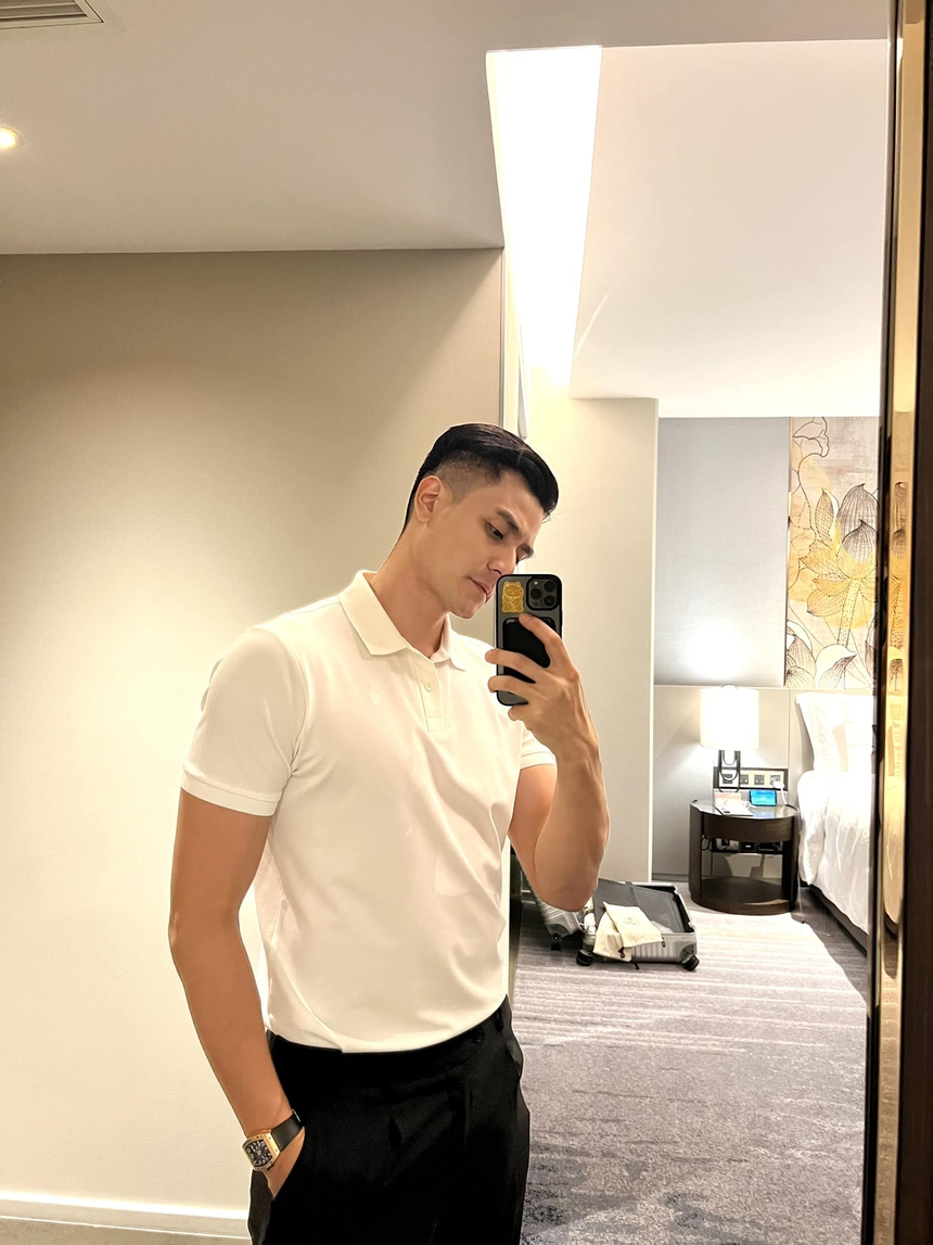 Bạn trai hiếm hoi Hoàng Thùy Linh công khai giờ ra sao? - Ảnh 1.