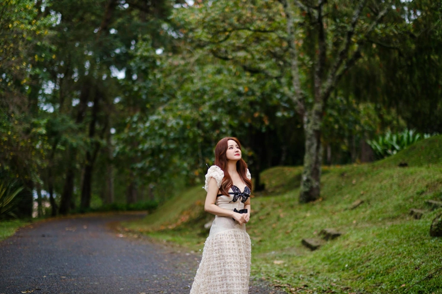 Sao Việt 4/10: Anh Tú được tặng quà bất ngờ, Vy Oanh chia sẻ đầy tâm trạng - Ảnh 2.