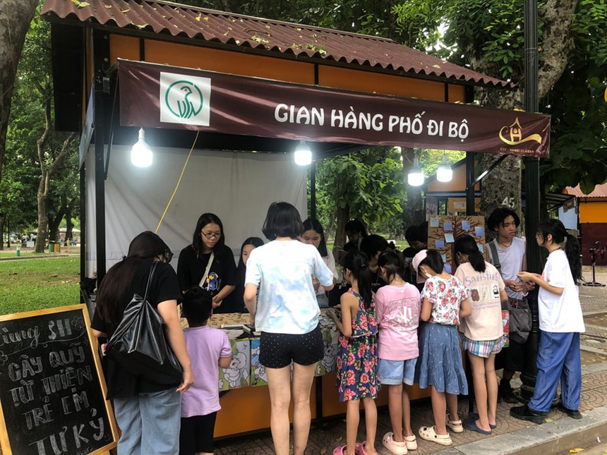 Đề cử Giải Bùi Xuân Phái - Vì tình yêu Hà Nội lần 16 - 2023: Dấu mốc lịch sử từ không gian sáng tạo tại công viên Thống Nhất - Ảnh 3.