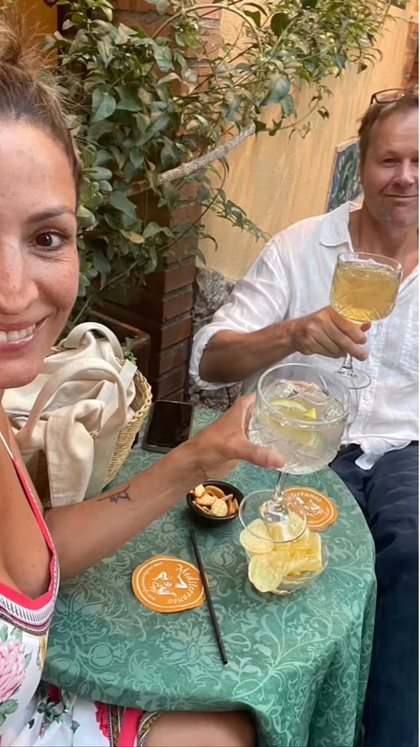 Rebecca Loos kể về vụ ngoại tình với David Beckham và cuộc sống ở tuổi U50 - Ảnh 5.