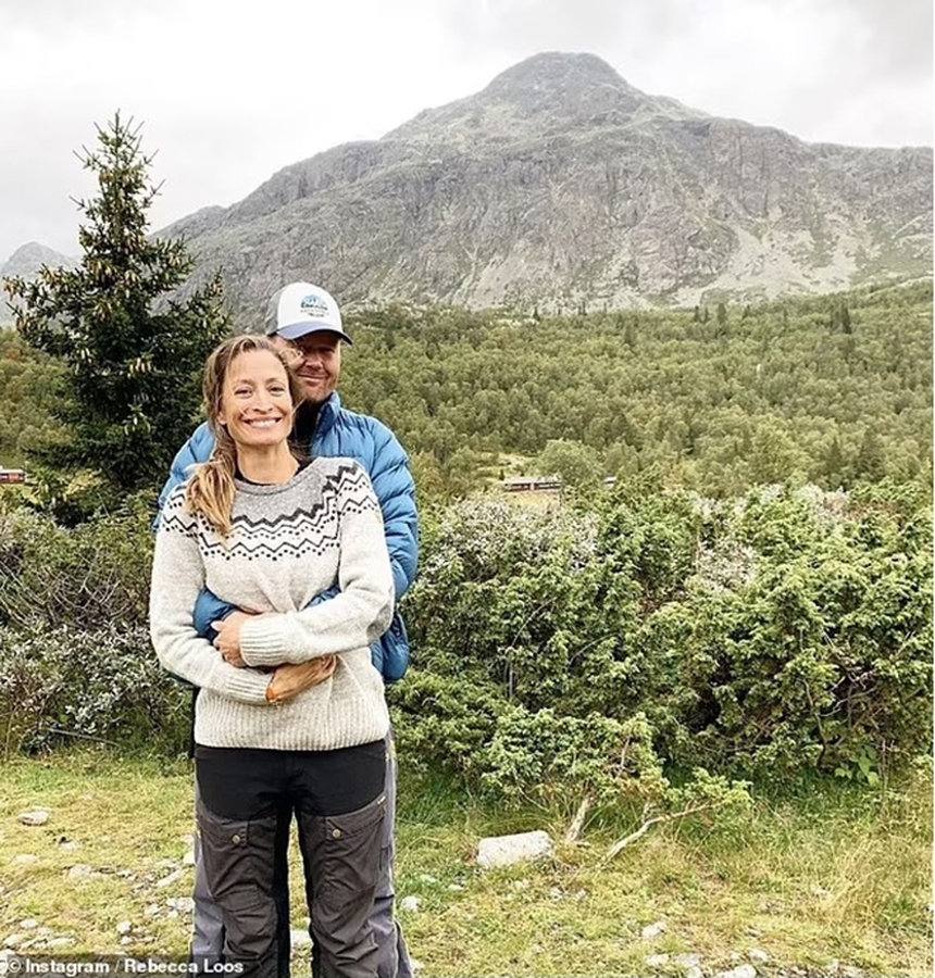 Rebecca Loos kể về vụ ngoại tình với David Beckham và cuộc sống ở tuổi U50 - Ảnh 6.