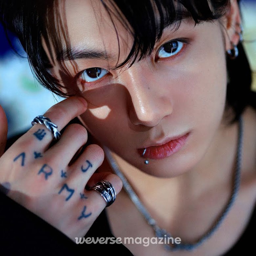 V BTS có phản ứng quá khích sau khi nghe '3D' của Jungkook - Ảnh 2.