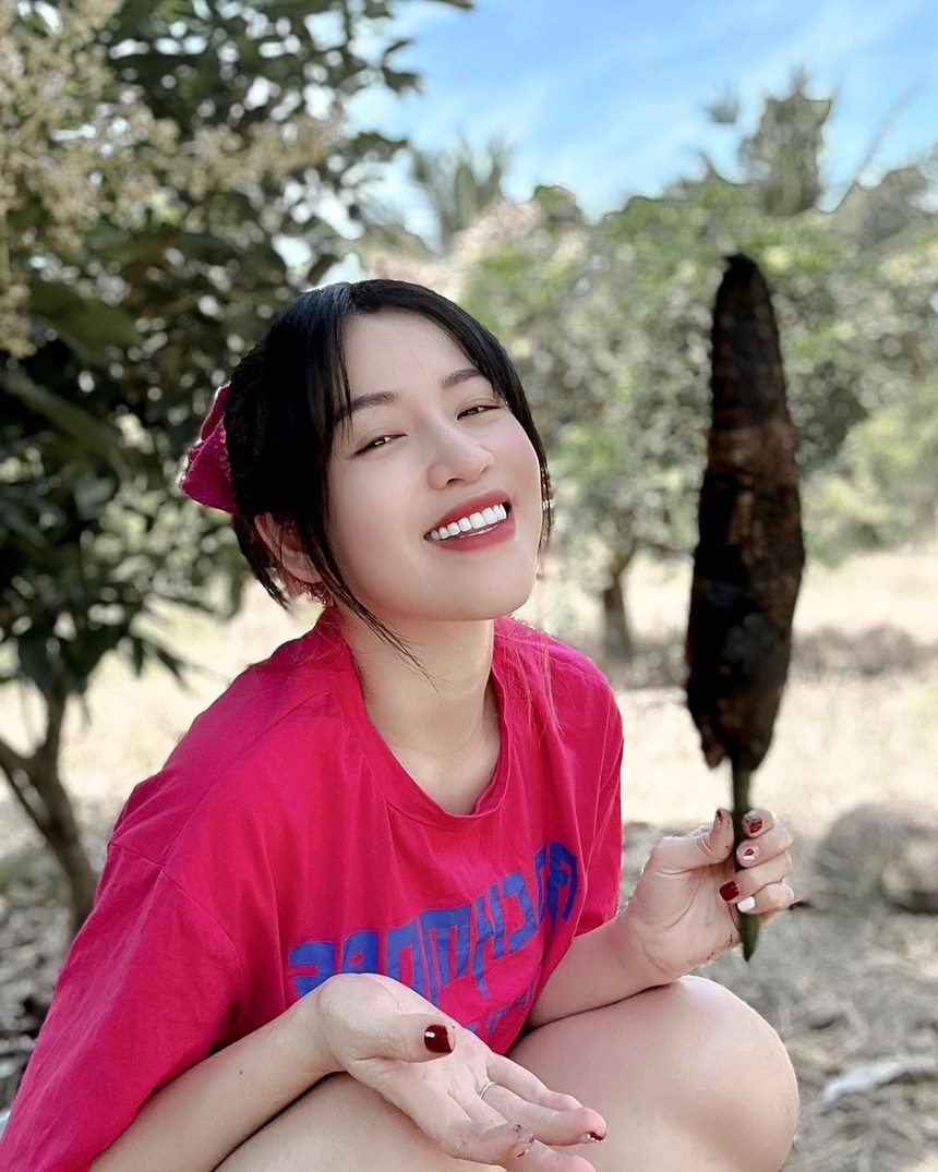 Puka diện màu hồng "thả phanh" không sợ sến nhờ có tuyệt chiêu - Ảnh 9.