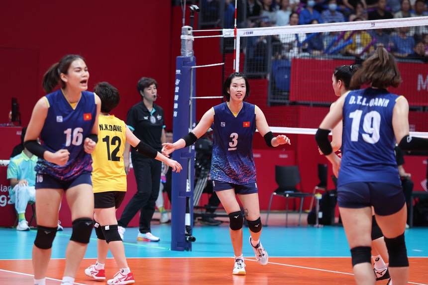 Kết quả bóng chuyền nữ Việt Nam vs Nhật Bản hôm nay: Nỗ lực bất thành của Thanh Thúy và các đồng đội - Ảnh 6.