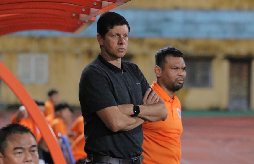 Chuyển nhượng V-League hôm nay 6/10: Sao U23 Việt Nam cập bến Thanh Hóa, CAHN ra mắt HLV tạm quyền - Ảnh 3.