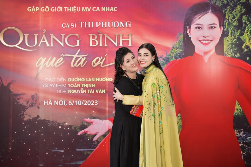 Thi Phượng hát ‘tỉnh ca’, ra mắt MV về quê hương ‘Quảng Bình quê ta ơi’ - Ảnh 2.