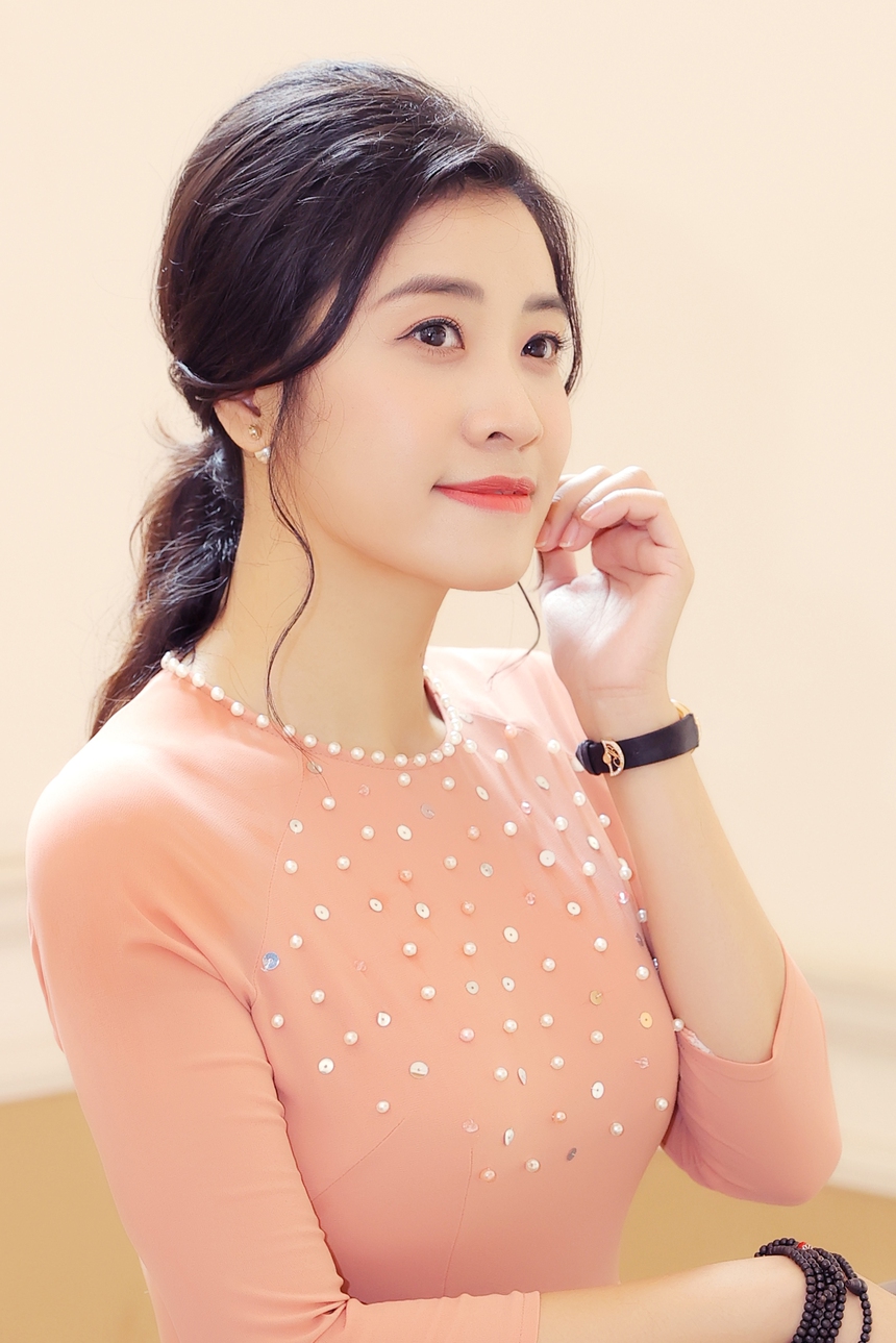 Hồi tưởng ký ức về Hà Nội bên sông Hồng qua MV mới của ca sĩ Bích Hồng - Ảnh 4.