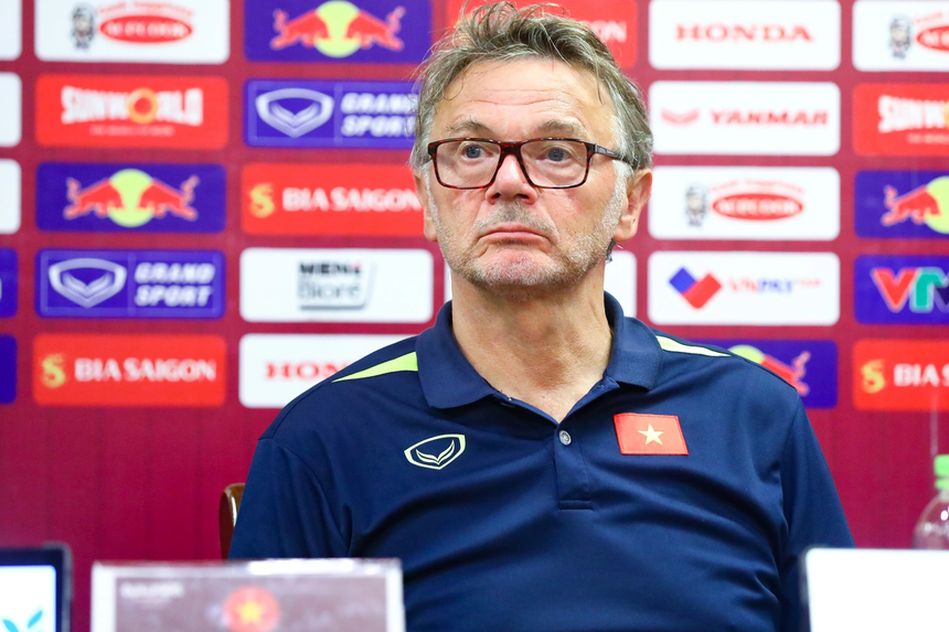 Sau phát biểu thẳng thắn của HLV Troussier, một loạt nhà vô địch AFF Cup vắng bóng ở ĐT Việt Nam - Ảnh 2.