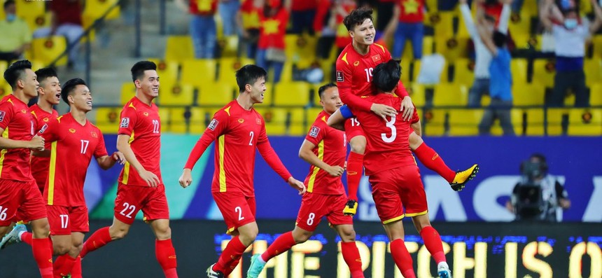 Bóng lăn trong tuần: Hào quang trở lại - Ảnh 1.