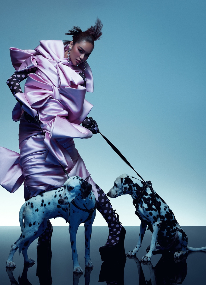 Quán quân The New Mentor Lê Thu Trang ấn tượng với loạt thiết kế độc đáo của Đỗ Mạnh Cường - Ảnh 3.