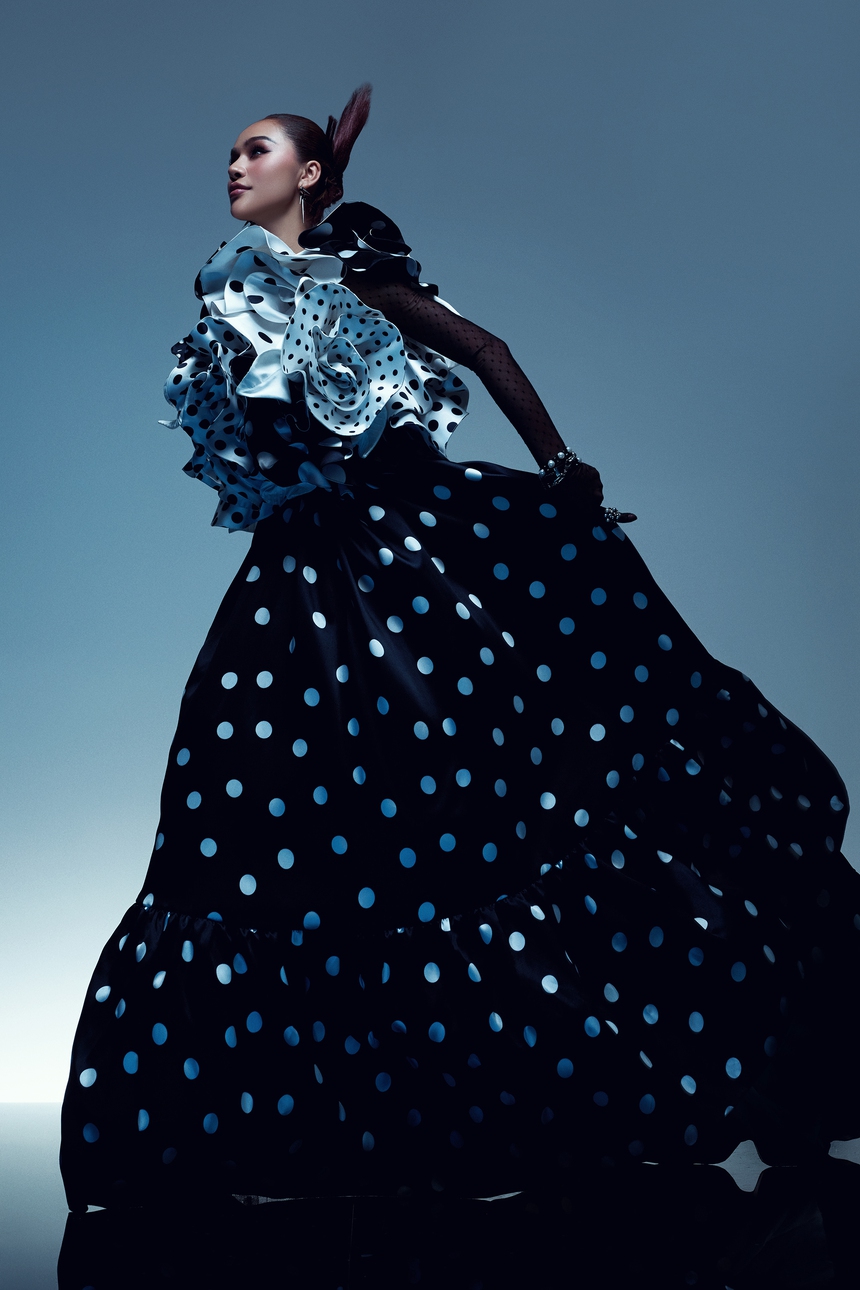 Quán quân The New Mentor Lê Thu Trang ấn tượng với loạt thiết kế độc đáo của Đỗ Mạnh Cường - Ảnh 5.