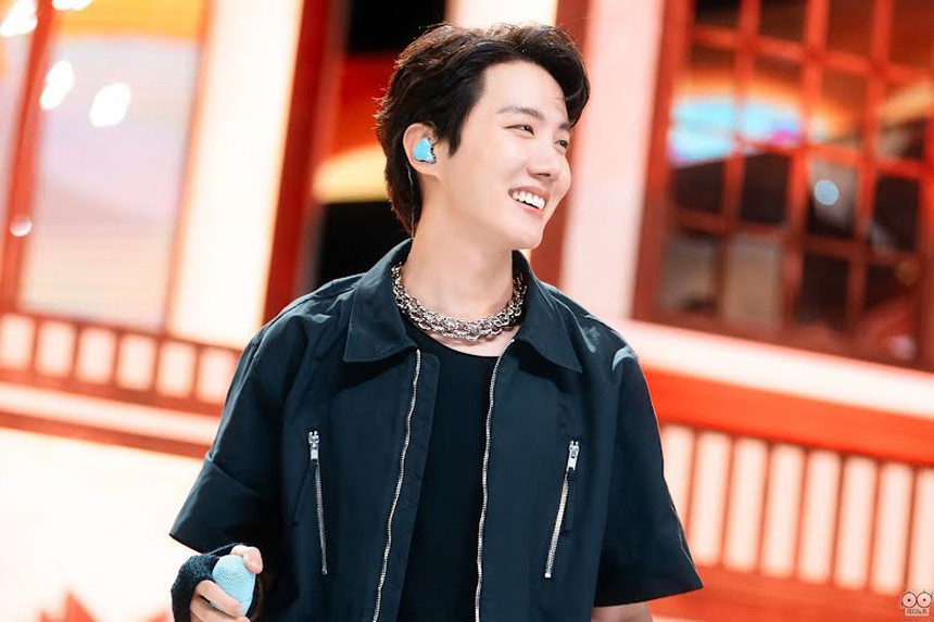 Top 10 "Vua K-pop 2023" dựa trên hơn 2 triệu phiếu bầu của fan - Ảnh 3.