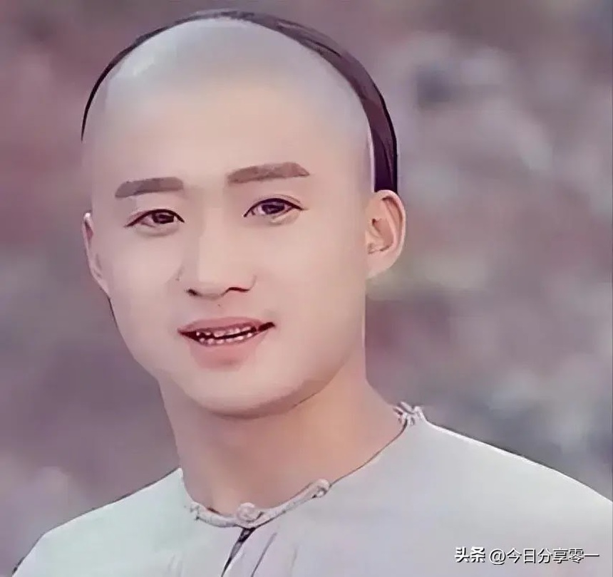 Con đường trở thành siêu sao của Ngô Kinh, từng 'gây bão' với loạt phim 'Chiến lang' - Ảnh 4. Con đường trở thành siêu sao của Ngô Kinh, từng 'gây bão' với loạt phim 'Chiến lang' - Ảnh 4.