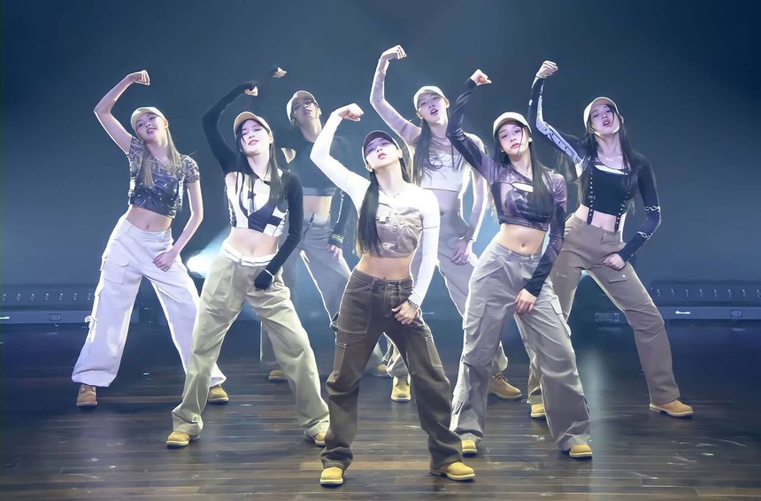 'Em gái Blackpink' ấn định ngày ra mắt, cư dân mạng Hàn nói gì? - Ảnh 3. 'Em gái Blackpink' ấn định ngày ra mắt, cư dân mạng Hàn nói gì? - Ảnh 3.