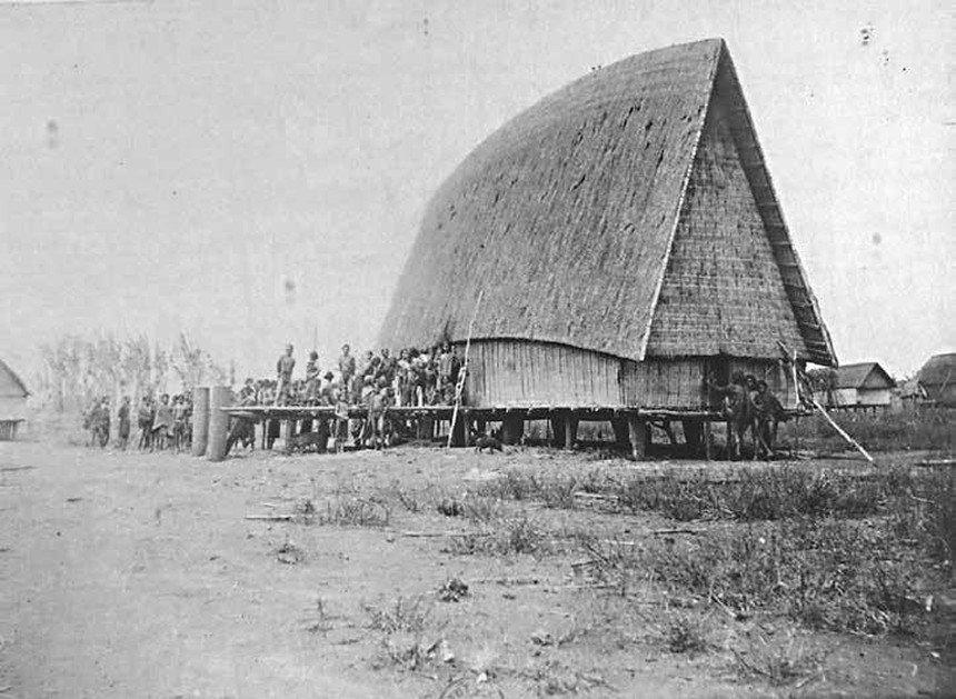 Ra mắt cuốn sách về 'xứ Đông Dương' dưới góc nhìn của bác sĩ Yersin - Ảnh 2.