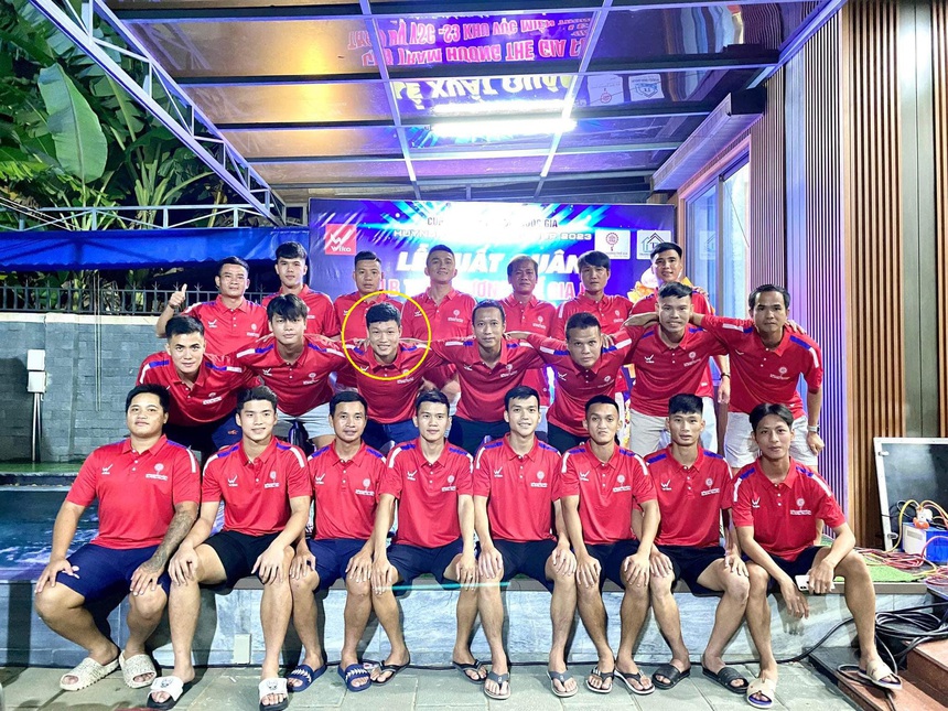 Thực hư trung vệ HAGL thất nghiệp phải đi đá phủi kiếm sống - Ảnh 2.