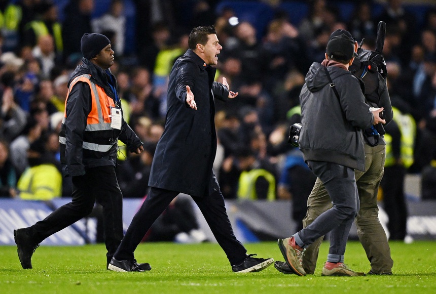 HLV Pochettino xin lỗi Guardiola và trọng tài Anthony Taylor, thừa nhận đã 'vượt quá giới hạn' - Ảnh 2.