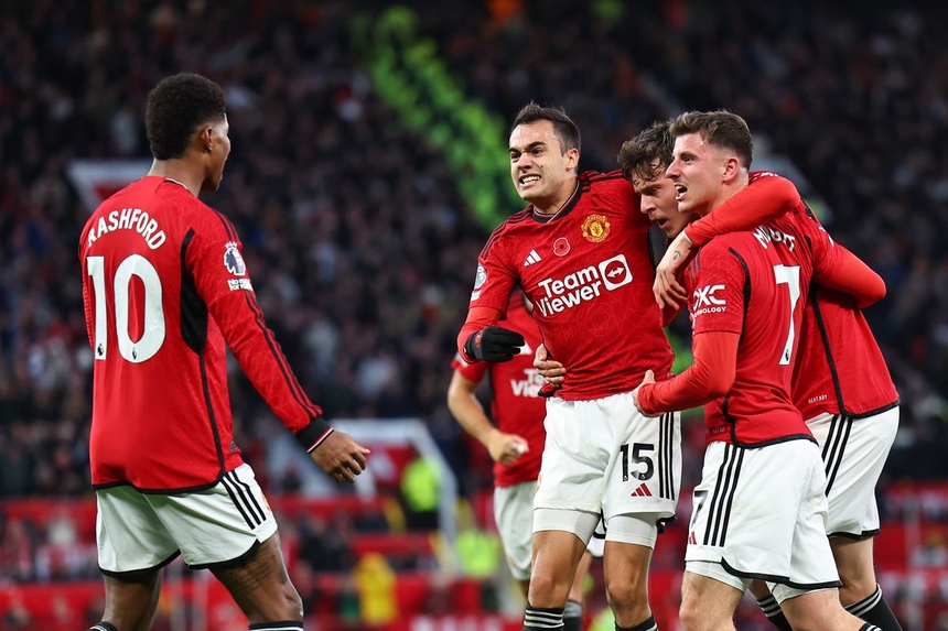 Cuộc đua vô địch Ngoại hạng Anh: Tam mã đua tranh, MU có còn cơ hội? - Ảnh 3.