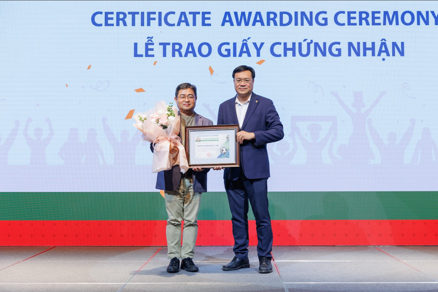 Bóng đá Học đường TP.HCM lập "cú đúp" vô địch, khép lại Lotteria Challenge Cup 2023 đầy cảm xúc - Ảnh 4. Bóng đá Học đường TP.HCM lập "cú đúp" vô địch, khép lại Lotteria Challenge Cup 2023 đầy cảm xúc - Ảnh 4.