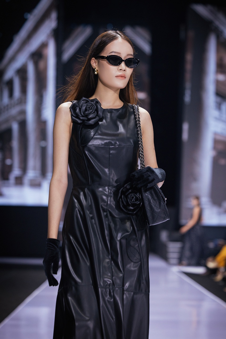 Hoa hậu Mai Phương, Á hậu Phương Nhi đọ sắc trên sàn diễn thời trang - Ảnh 11.