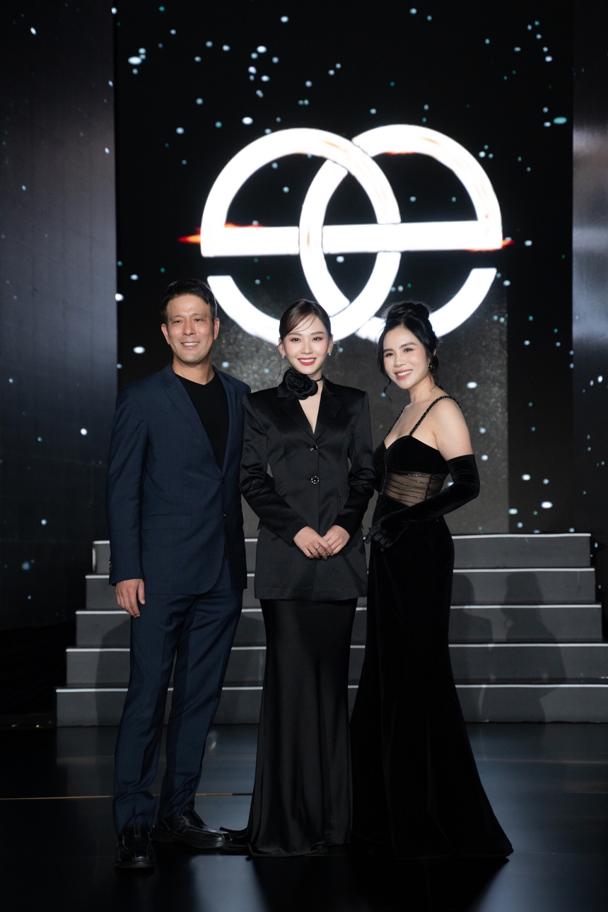 Doanh nhân Lưu Nga: Từ vị trí 'tổng tài' trở thành vị khách đặc biệt - Ảnh 6. Doanh nhân Lưu Nga: Từ vị trí 'tổng tài' trở thành vị khách đặc biệt - Ảnh 6.