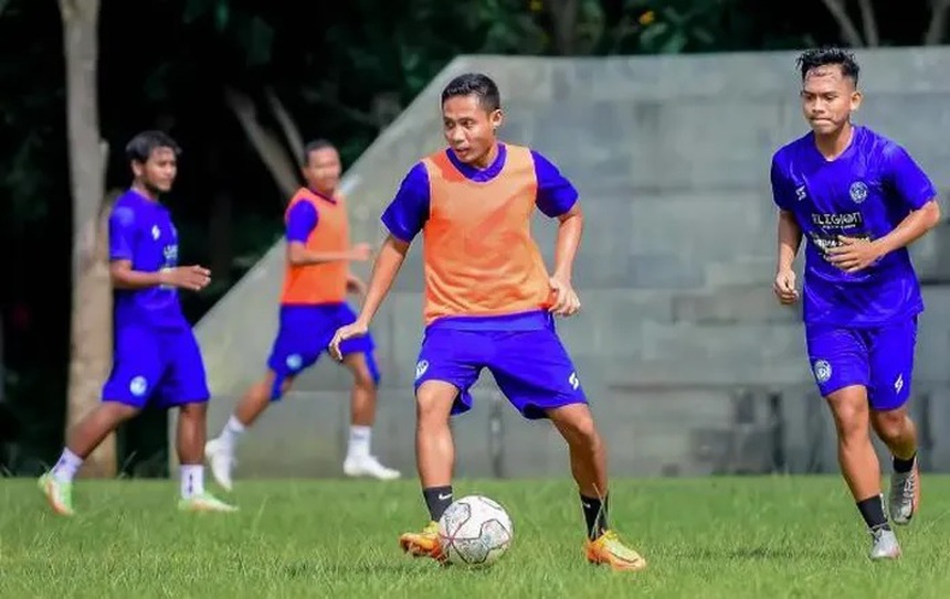 Tin nóng bóng đá Việt tối 14/11: Đình Bắc thổ lộ về HLV Troussier, ĐT Iraq nhận thêm tin xấu - Ảnh 6.