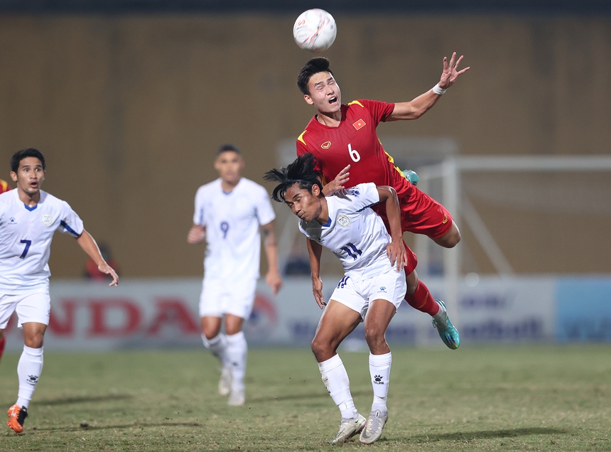 HLV Trần Công Minh:“Dù khó nhưng đội tuyển Việt Nam sẽ có 3 điểm” - Ảnh 1.