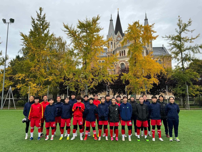 Tin nóng bóng đá Việt tối 16/11: HLV Troussier đưa ra quyết bất ngờ ở trận gặp Philippines, giải VĐQG nữ có thêm tiền thưởng - Ảnh 3. Tin nóng bóng đá Việt tối 16/11: HLV Troussier đưa ra quyết bất ngờ ở trận gặp Philippines, giải VĐQG nữ có thêm tiền thưởng - Ảnh 3.