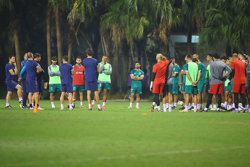 Tin nóng bóng đá Việt sáng 18/11: ĐT Iraq ngại một điều tại Việt Nam, ĐT Thái Lan quan tâm cựu HLV Việt Nam - Ảnh 2.