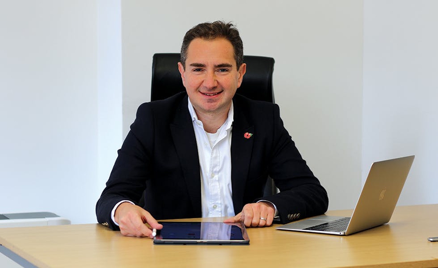 Luật sư lên tiếng về vụ Everton bị trừ điểm: Chelsea và Man City có thể bị xuống hạng - Ảnh 3.