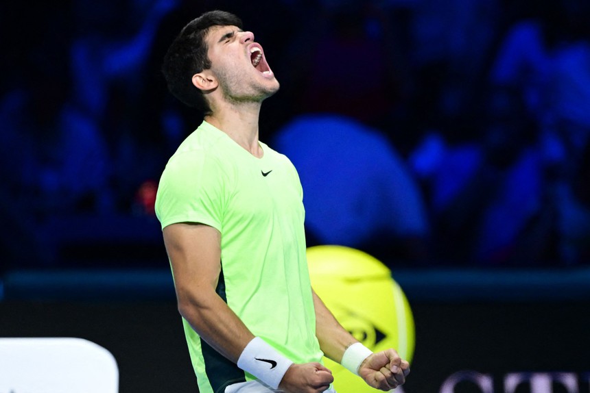 ATP Finals 2023: Carlos Alcaraz còn phải học hỏi nhiều - Ảnh 1.