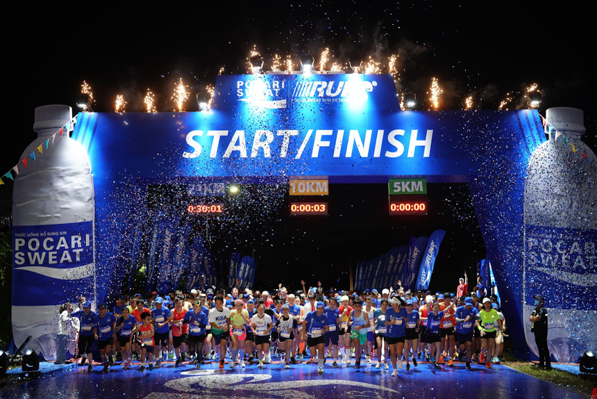 Hơn 8 nghìn vận động viên tham dự bước chạy nhỏ để thay đổi phi thường - Ảnh 2.