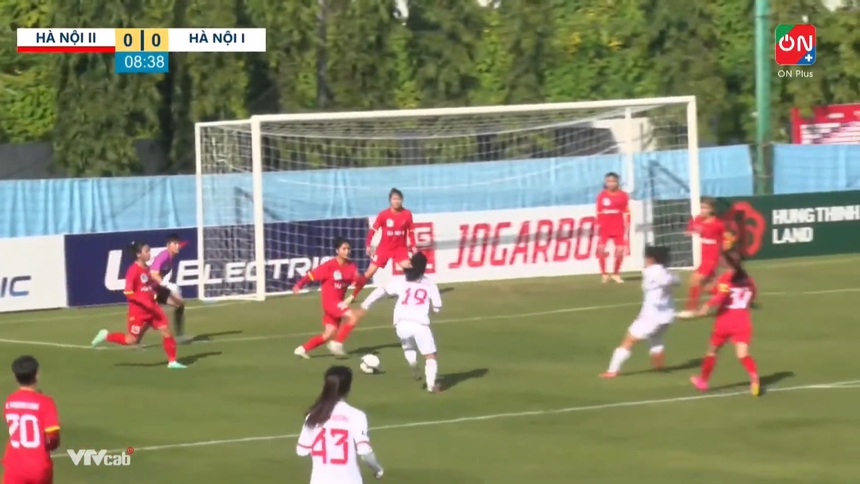 Thanh Nhã lập hat-trick...bỏ lỡ, vẫn chưa thể ghi bàn ở VĐQG nữ 2023 - Ảnh 2.