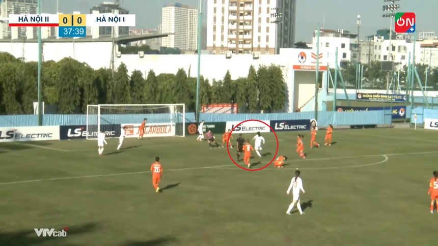 Thanh Nhã lập hat-trick...bỏ lỡ, vẫn chưa thể ghi bàn ở VĐQG nữ 2023 - Ảnh 3.