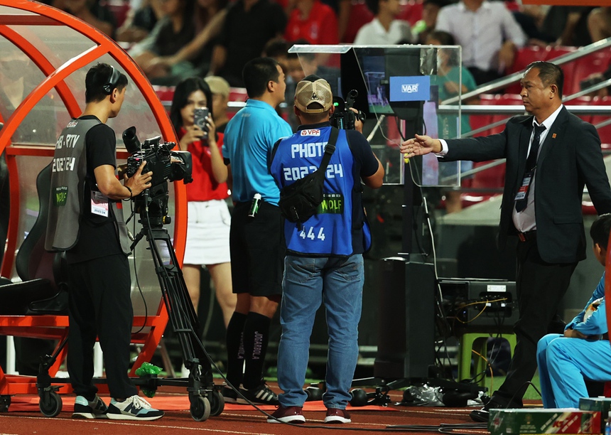 Bóng lăn trong tuần: Nâng chất giải VĐQG vì ĐTQG - Ảnh 1.