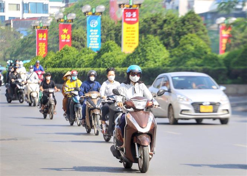 Thời tiết ngày 19/11: Miền Bắc nắng hanh, độ ẩm giảm thấp - Ảnh 1.