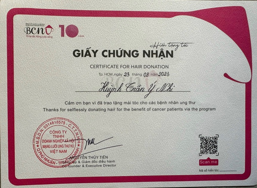 Hoa Hậu Ý Nhi lên đường sang Úc du học, lên tiếng xin lỗi khán giả về những phát ngôn sau đăng quang - Ảnh 2.