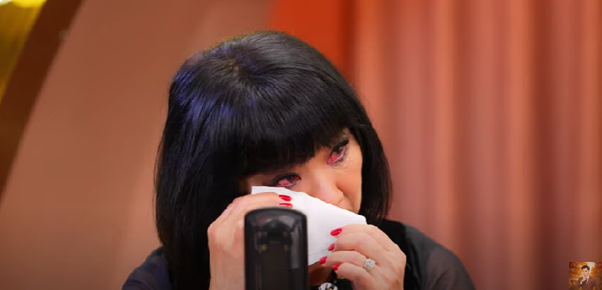 Cẩm Vân - Khắc Triệu bật khóc khi nghe tâm thư từ CeCe Trương - Ảnh 4.