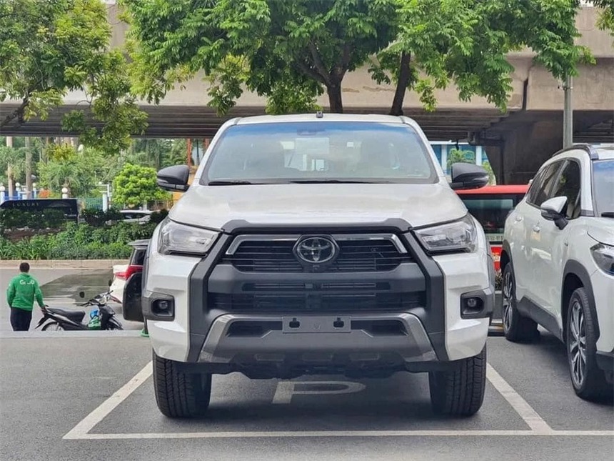 Tin xe hôm nay 20/11: Xe tay ga 'quốc dân' giảm giá sâu kỷ lục, Mazda3 cũ lăn bánh 5 năm được rao bán với mức giá ngỡ ngàng - Ảnh 2.