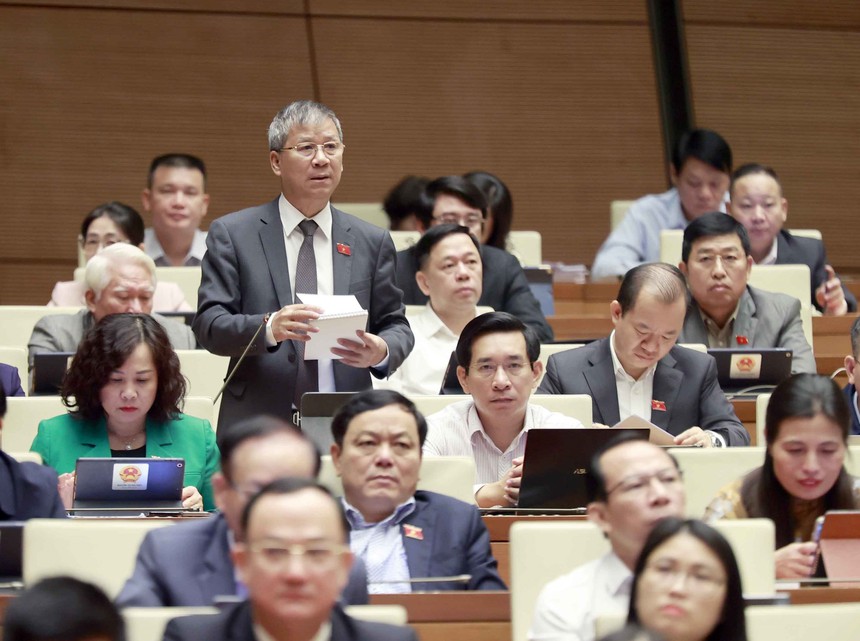 Kỳ họp thứ 6, Quốc hội khóa XV: Kiến nghị đưa dạy thêm vào danh mục ngành nghề kinh doanh có điều kiện - Ảnh 2.