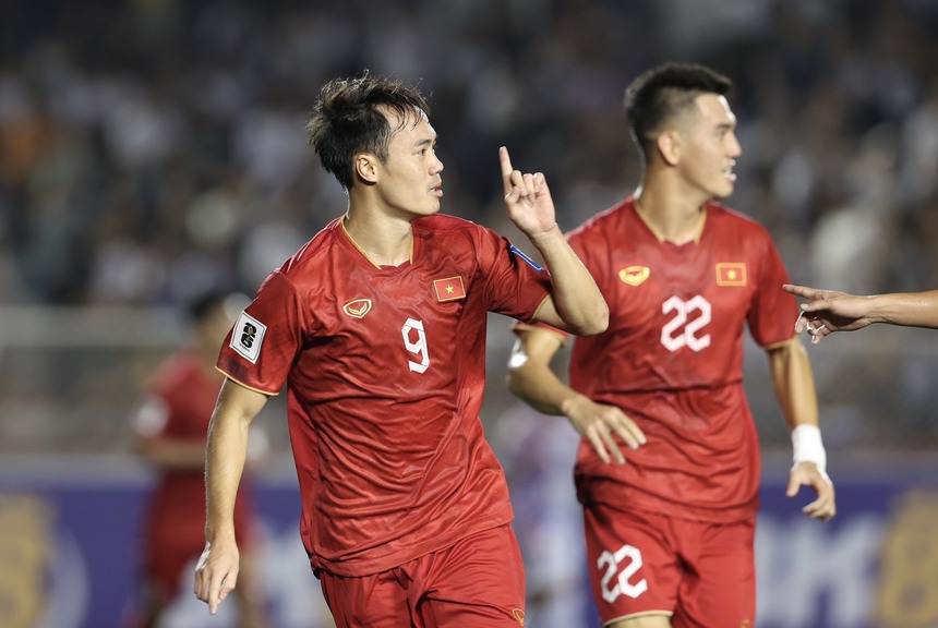 Trực tiếp bóng đá Việt Nam vs Iraq, vòng loại World Cup 2026 (19h00, 21/11) - Ảnh 3. Trực tiếp bóng đá Việt Nam vs Iraq, vòng loại World Cup 2026 (19h00, 21/11) - Ảnh 3.