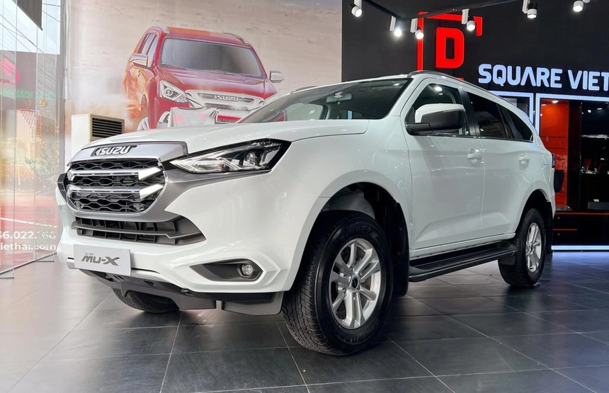 Tin xe hôm nay 21/11: VinFast chốt giá bán mẫu xe điện mới ra mắt, đối thủ của Ford Everest giảm giá cực sốc - Ảnh 5.