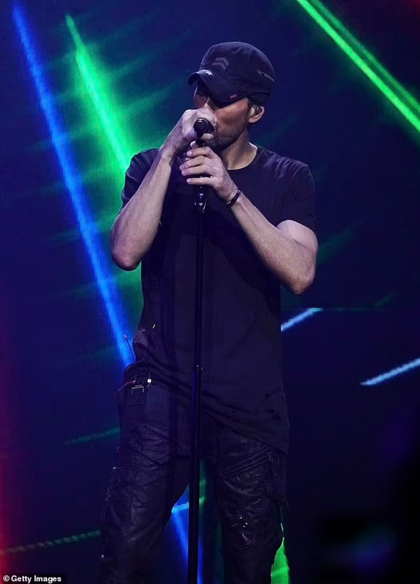 Enrique Iglesias: 'Album sắp ra mắt sẽ là cuối cùng' - Ảnh 2. Enrique Iglesias: 'Album sắp ra mắt sẽ là cuối cùng' - Ảnh 2.