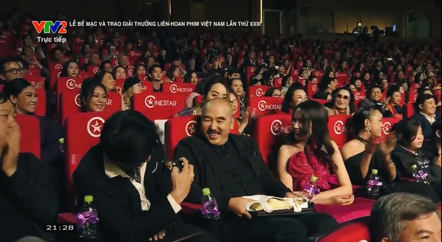 LHP Việt Nam lần thứ XXIII: 'Tro tàn rực rỡ' của đạo diễn Bùi Thạc Chuyên thắng lớn - Ảnh 4.