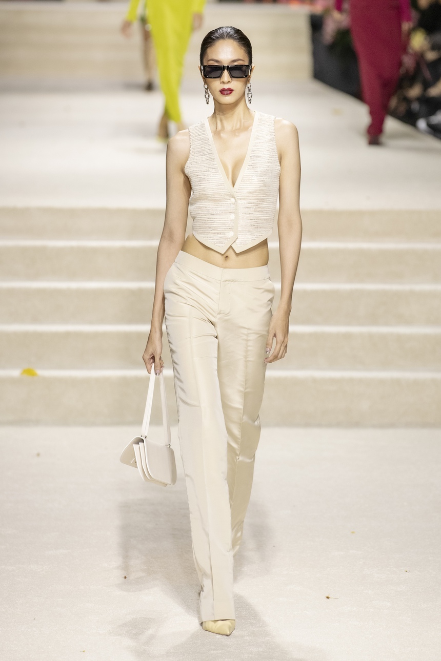 NTK Công Trí giới thiệu BST thời trang Xuân - Hè 2024 - Ảnh 1. NTK Công Trí giới thiệu BST thời trang Xuân - Hè 2024 - Ảnh 1.