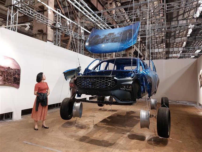 Lễ hội Thiết kế Sáng tạo Hà Nội 2023 kéo dài thêm 2 ngày đón khách tham quan - Ảnh 1. Lễ hội Thiết kế Sáng tạo Hà Nội 2023 kéo dài thêm 2 ngày đón khách tham quan - Ảnh 1.