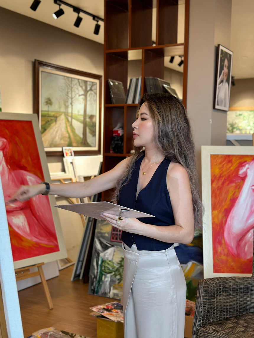 Họa sĩ Đặng Thanh Huyền đặt tình yêu vào các tác phẩm nghệ thuật – Sáng lập thương hiệu Paint & Silk - Ảnh 1.