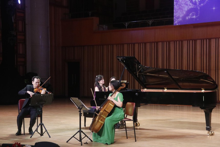 Khai mạc thi 'Âm nhạc mùa thu' và 'Thính phòng - Nhạc kịch - Hợp xướng' năm 2023 - Ảnh 9.