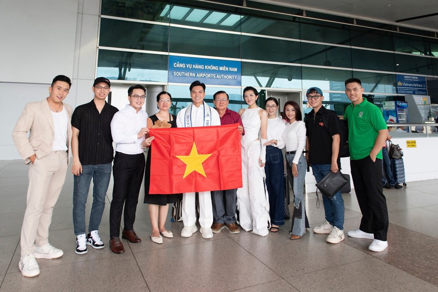 Á quân Quốc Trí bay hơn 40 tiếng dự thi Mister Tourism World 2023 - Ảnh 4.