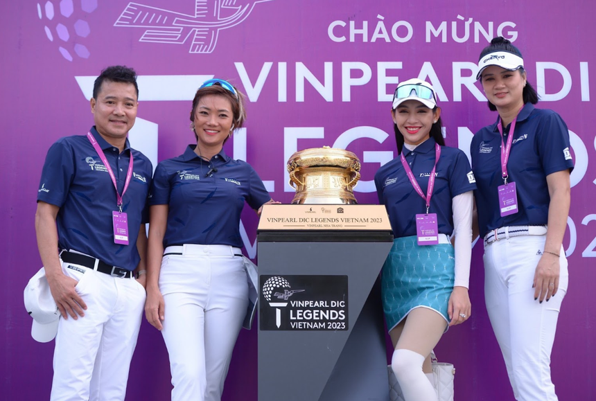 Huyền thoại Hồng Sơn thành danh không chỉ nhờ bóng đá - Ảnh 2.